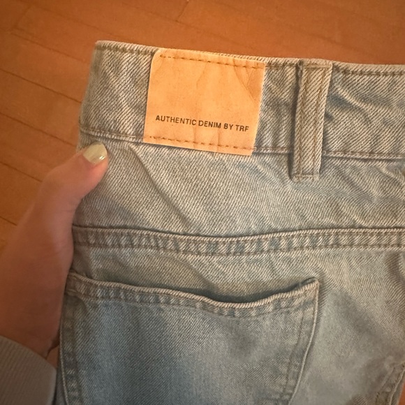 Zara Jean shorts 👖 - Picture 3 of 4